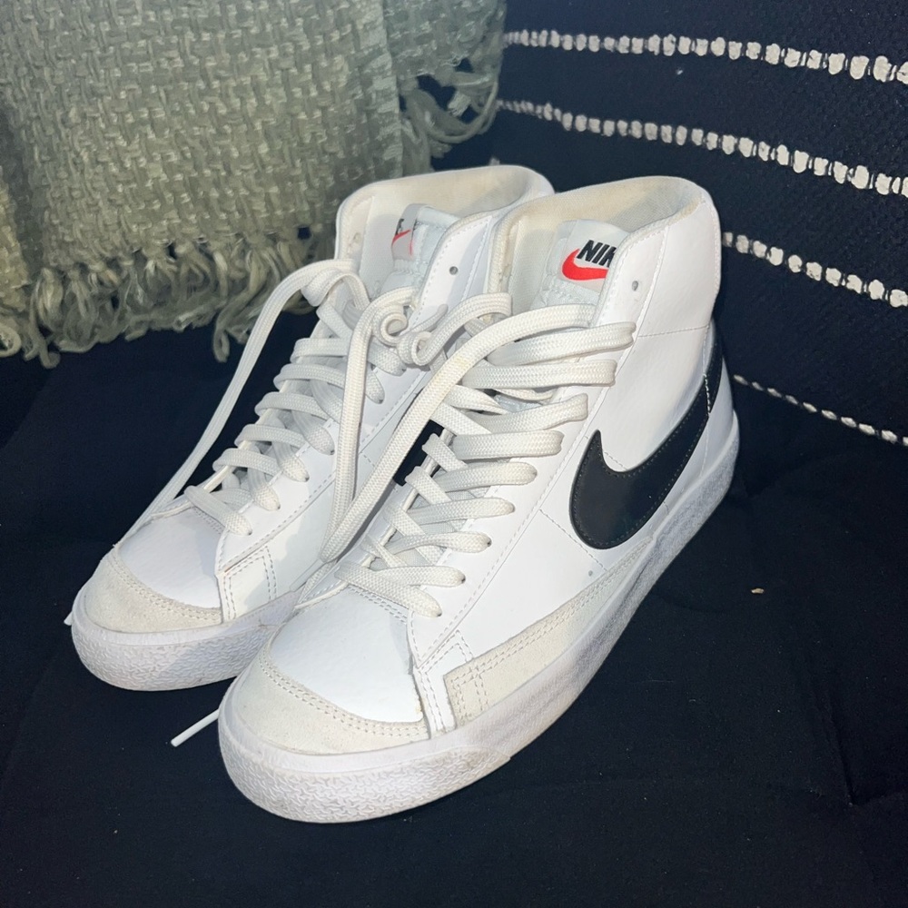 Nike Blazer Mid ‘77